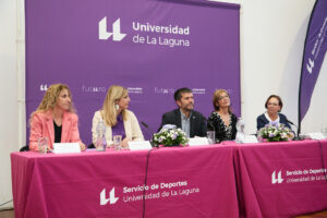 De izquierda a derecha: Begoña López, Yolanda Moliné, Francisco García, Candela Díaz y Doloeres Mejías.