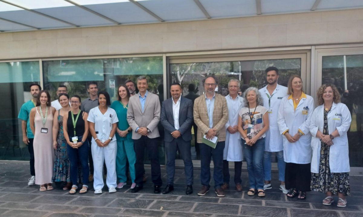 El equipo médico responsable de esta investigación, antes de la rueda de prensa de presentación.