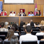 Desde la izquierda: Fabian Silva (Asociación Danzarte Canarias), Marcela Máspero (As. Solidaridad Venezuela), José Antonio Batista Medina (decano de la Facultad de Ciencias Sociales y de la Comunicación de la ULL), Paula Pimentel (Casa Dominicana en Tenerife) y Barbara Rostecka (Cátedra Cultural Globalización, Migraciones y Nuevas Ciudadanías).