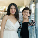 Las escritoras Mónica Ojeda (i) y Natalia García Freire (d) fotografiadas en el Campus de Guajara.