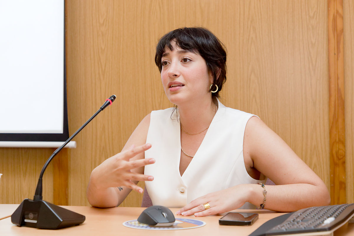 La investigadora ecuatoriana Noelia Mantilla dirigió este seminario académico-cultural.